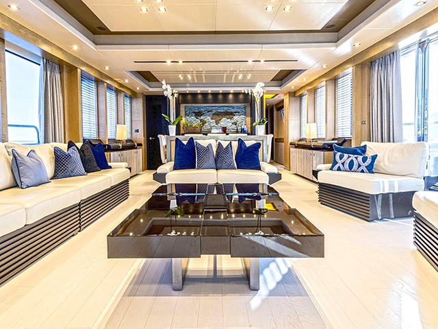 Yacht Sunseeker 115 TissoT Yachts Switzerland