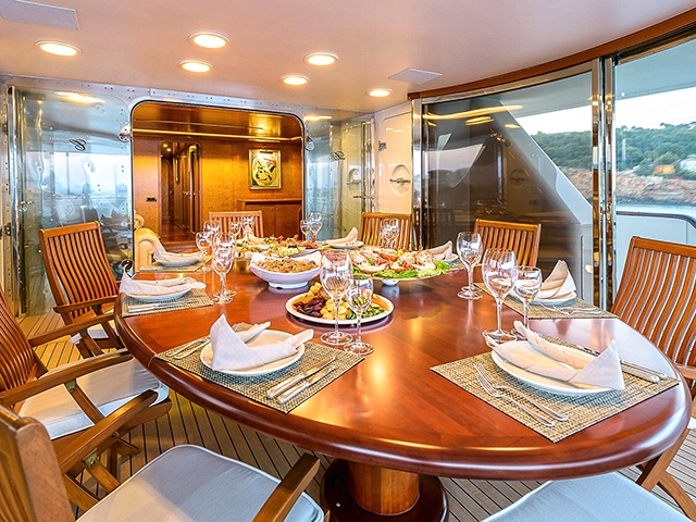 Yacht Cantieri Navali Nicolini 43 TissoT Yachts Switzerland