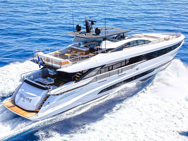 Yacht Overmarine Mangusta GranSport 33 TissoT Yachts Switzerland