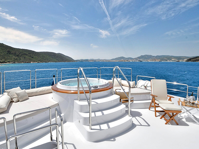 Yacht CRN Custom TissoT Yachts Switzerland
