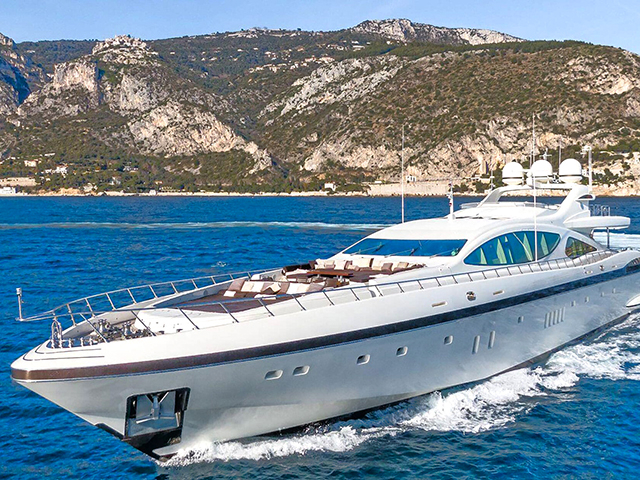 Yacht Overmarine Mangusta 165 TissoT Yachts Switzerland