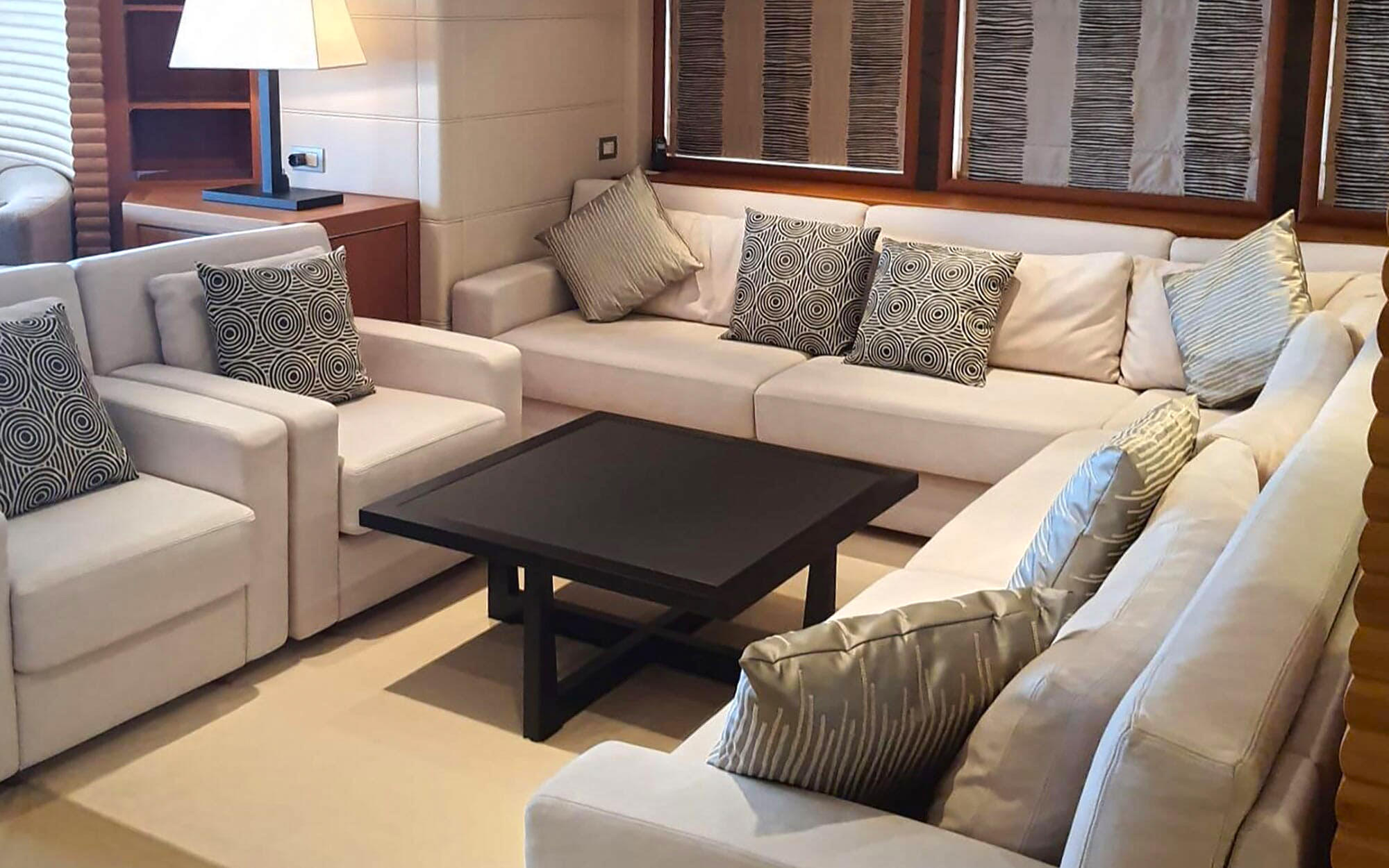 Yacht Heesen 4400 TissoT Yachts Switzerland