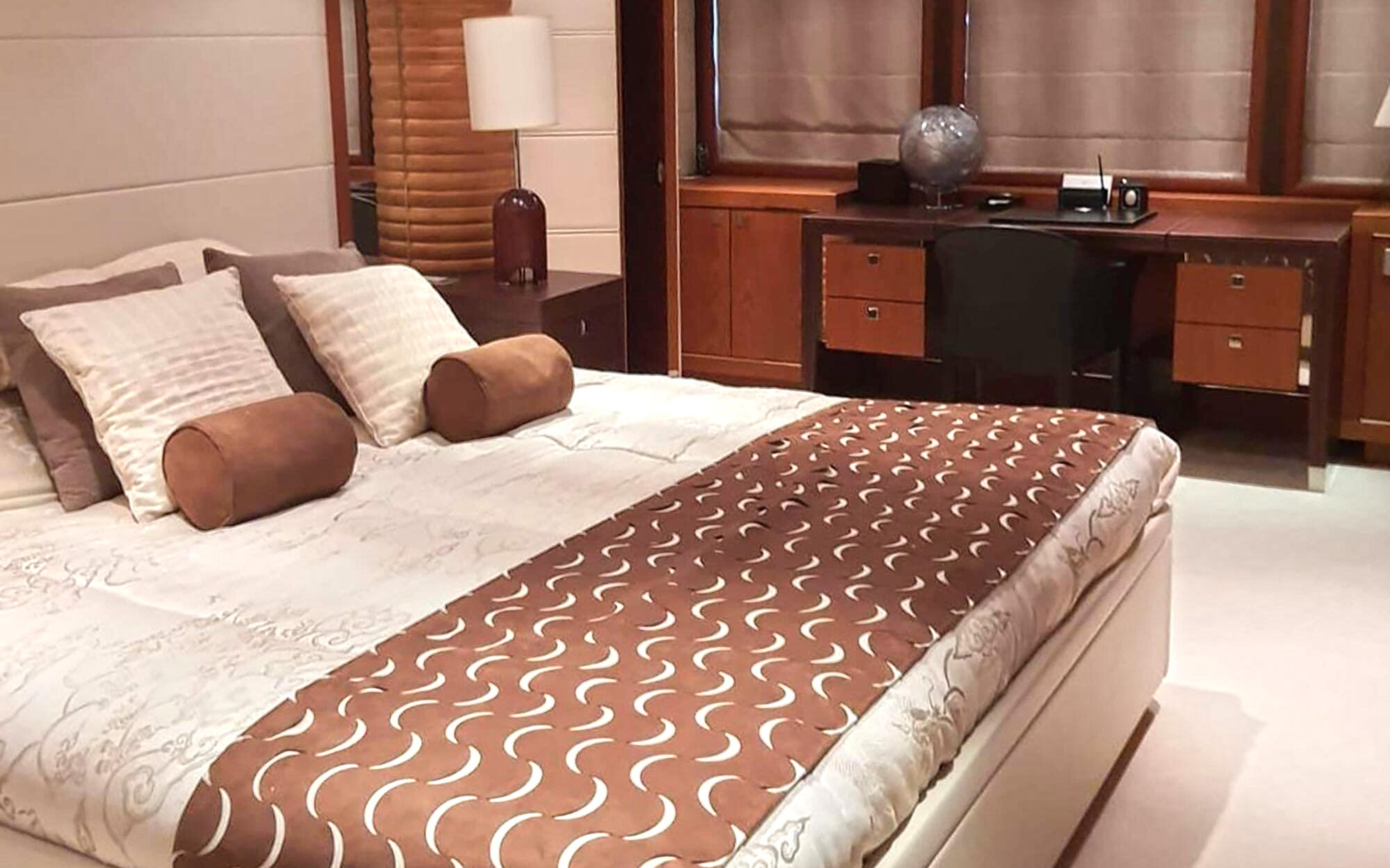 Yacht Heesen 4400 TissoT Yachts Switzerland