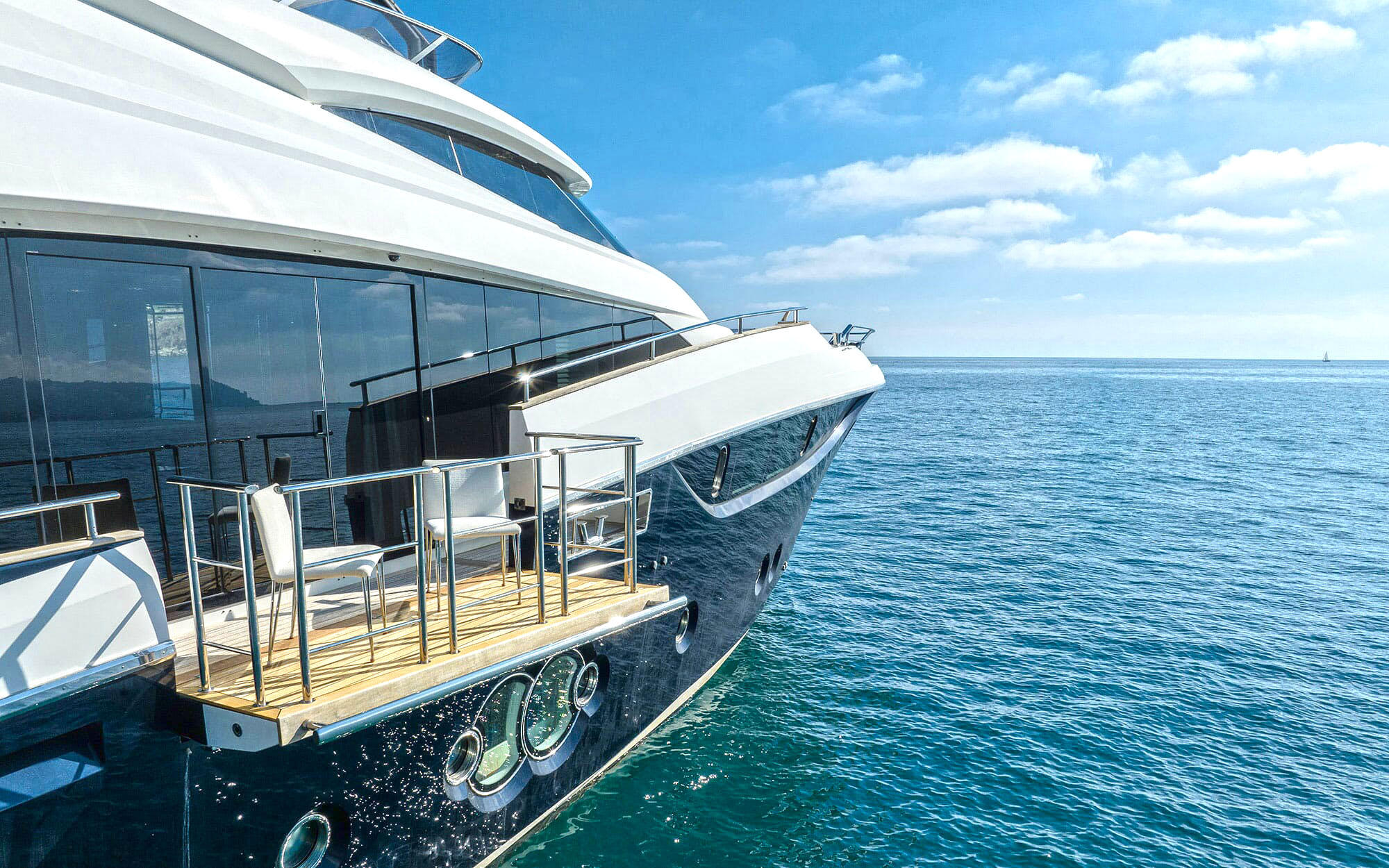 Yacht Monte Carlo Yachts 32 TissoT Yachts Switzerland