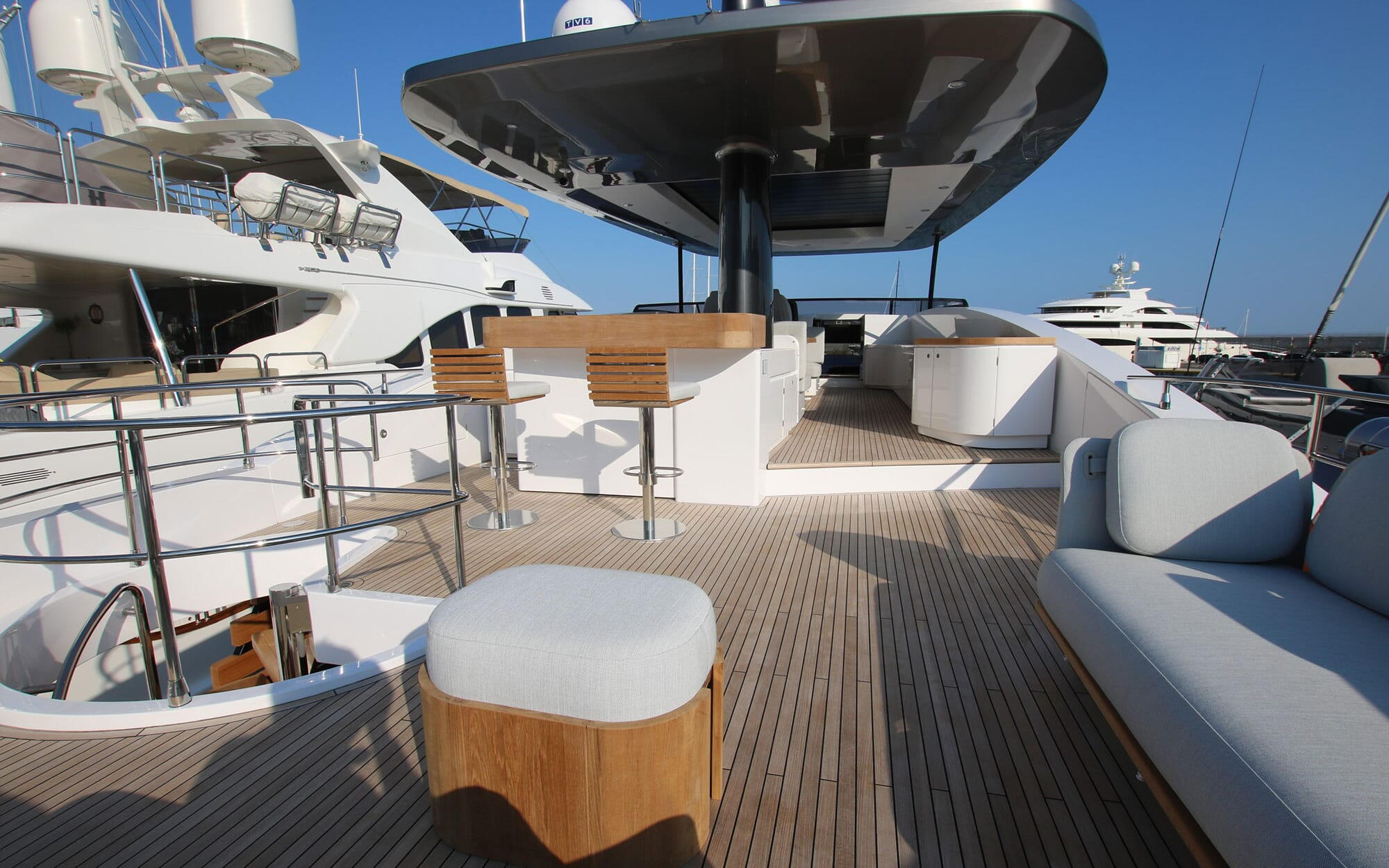 Yacht Azimut Grande 26M TissoT Yachts Switzerland