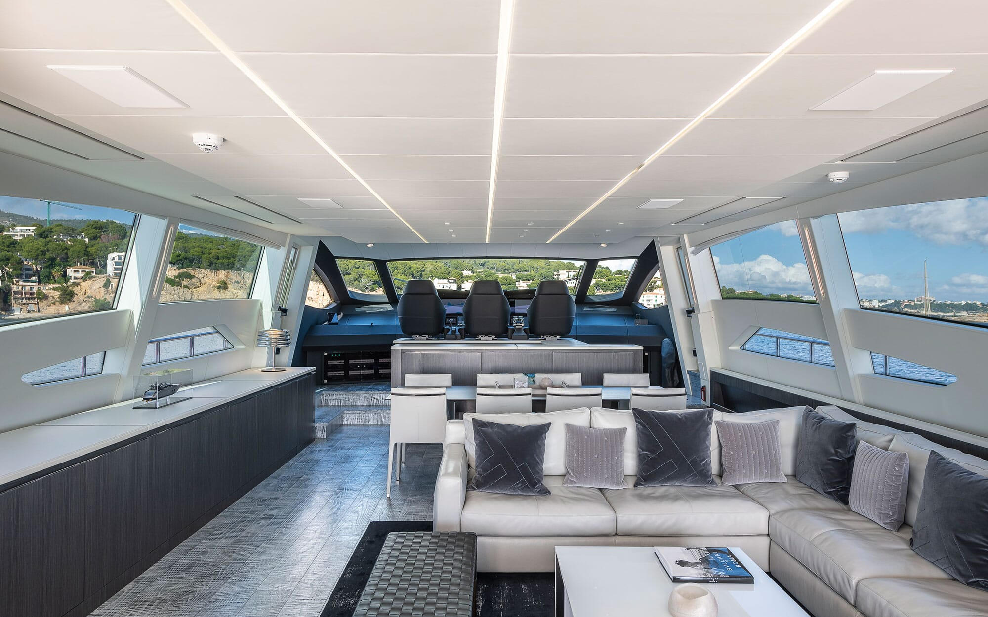 Yacht Pershing 108 TissoT Yachts Switzerland