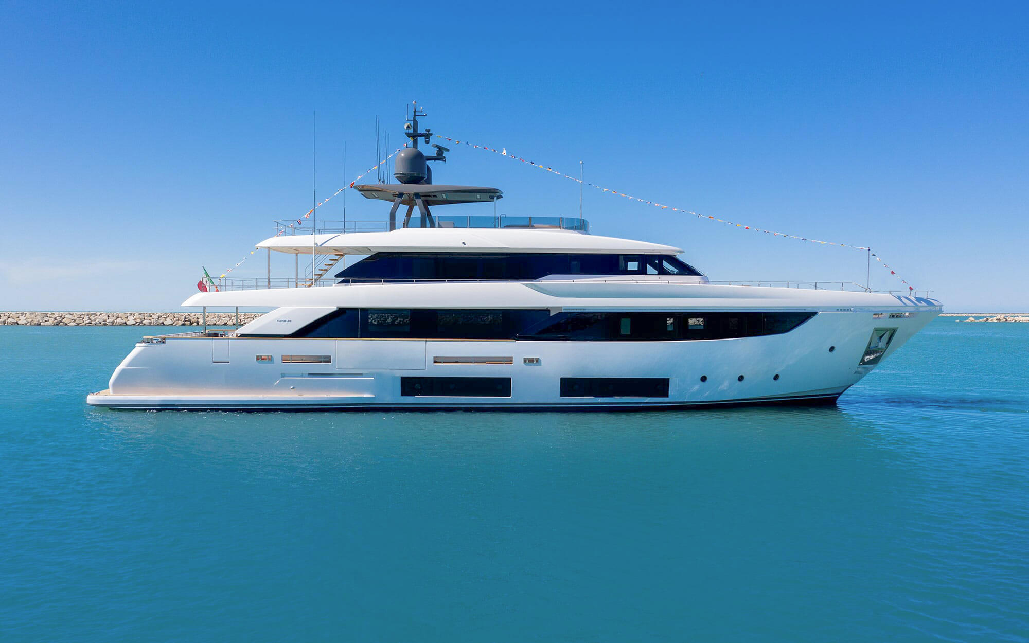 Yacht Custom Line Navetta 33 TissoT Yachts Switzerland