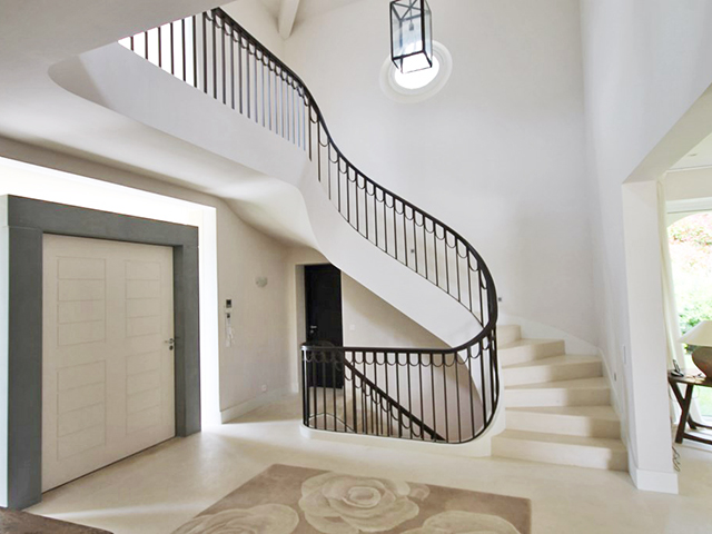 St-Tropez TissoT Immobilier : Villa individuelle 7.0 pièces