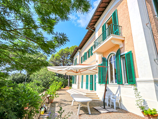 Quercianella - Villa - Immobilienverkauf - Italien