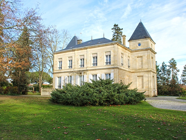 Léognan -  Castle - Real estate sale France TissoT Realestate TissoT 