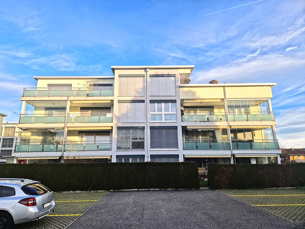real estate - Oftringen - Flat 4.5 rooms