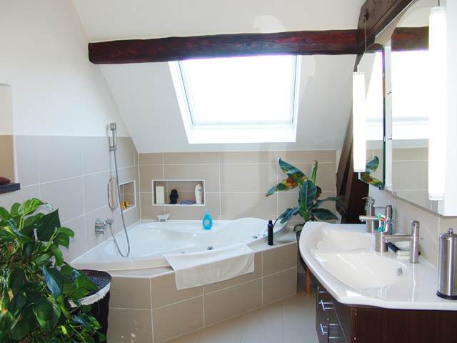 Céligny 1298 GE - Maison villageoise 7 pi&egrave;ces - TissoT Immobilier