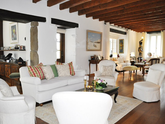 Trélex 1270 VD - Maison villageoise 15 pi&egrave;ces - TissoT Immobilier