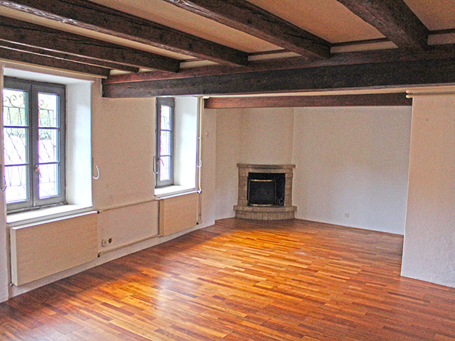 real estate - Lavigny - House in village 3.5 rooms