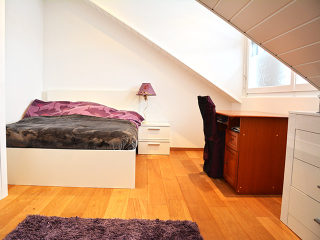 Pully TissoT Realestate : Attic 4.5 rooms
