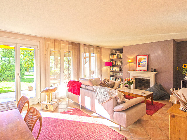 Villeneuve - Adjacent house 6.5 rooms - real estate purchase