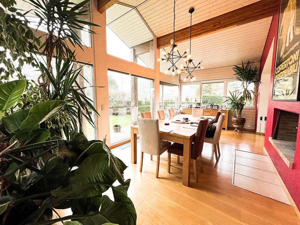 Vessy 1234 GE - Maison 9.5 pi&egrave;ces - TissoT Immobilier