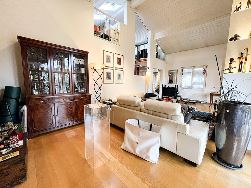 Vessy 1234 GE - Maison 9.5 pi&egrave;ces - TissoT Immobilier