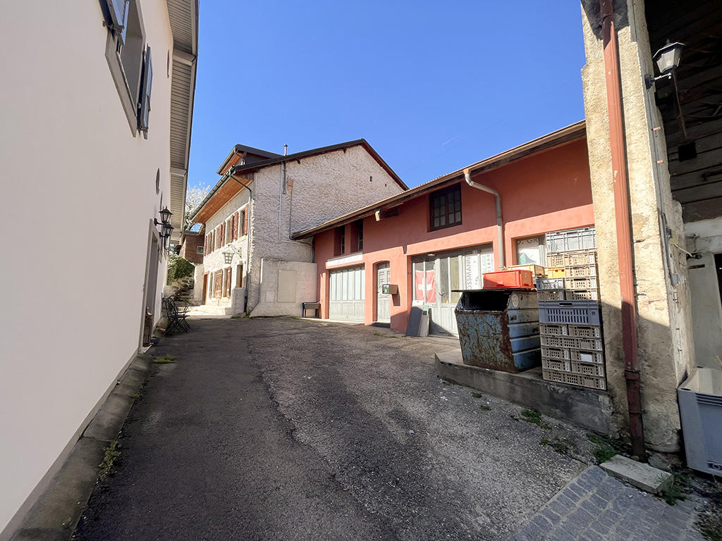 Bien immobilier - Gilly - Maison 1.0 pi&egrave;ces