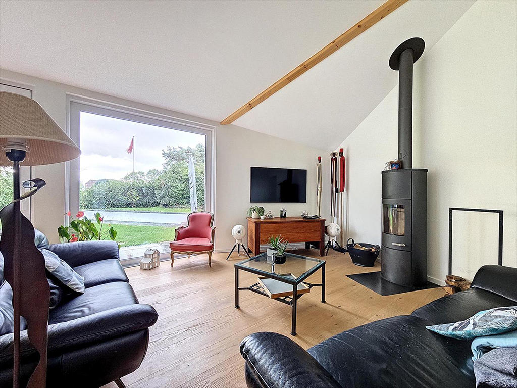 Vufflens-le-Château 1134 VD - Maison 8.5 pi&egrave;ces - TissoT Immobilier
