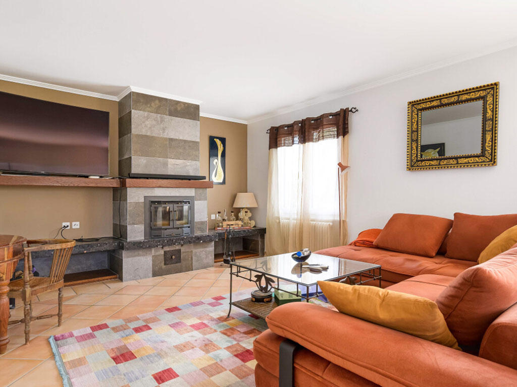 Bottens 1041 VD - Villa 9.5 pi&egrave;ces - TissoT Immobilier