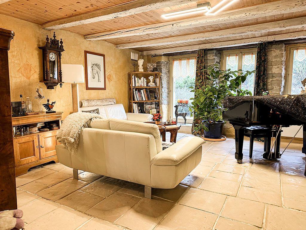 Curtilles 1521 VD - Ferme 9.0 pi&egrave;ces - TissoT Immobilier