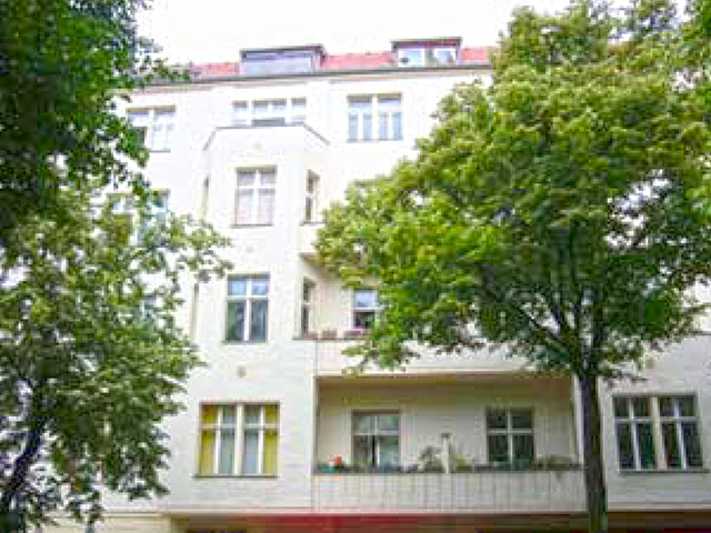 Berlin Charlottenburg - Commercial and residential building - TissoT Real estate - Sales purchase transactions investments revenues properties