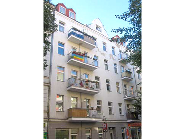 Berlin Neukoelln - Commercial and residential building - TissoT Real estate - Sales purchase transactions investments revenues properties