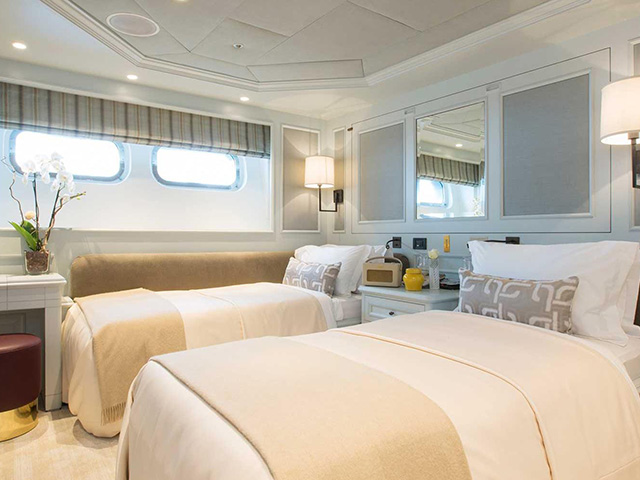 Yacht Proteksan Mosaique TissoT Realestate
