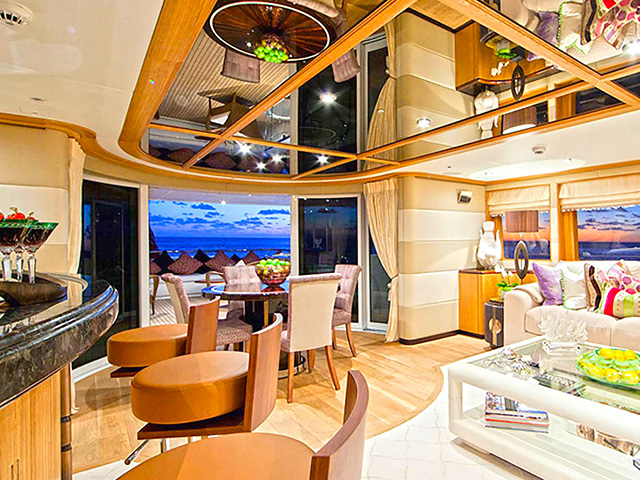 Yacht Proteksan Big Change II TissoT Immobiliare